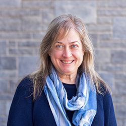 Mrs Laurie Hooyer